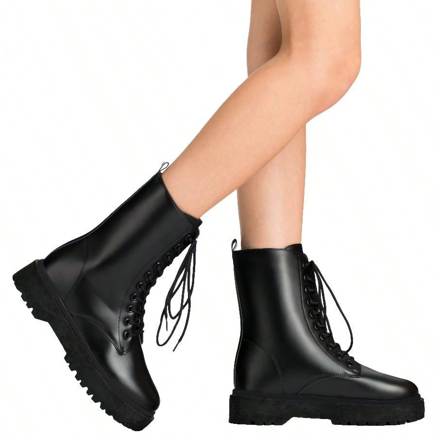 Women Lace-Up Front Combat Boots Fashionable Round Toe Low Heel Boots Chunky Platform Combat Boot Short Boots With Thick Sole Bottom Ankle Boots