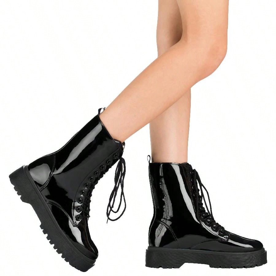 Women Lace-Up Front Combat Boots Fashionable Round Toe Low Heel Boots Chunky Platform Combat Boot Short Boots With Thick Sole Bottom Ankle Boots