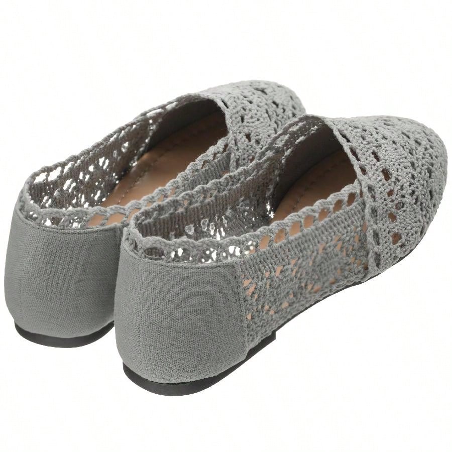 Women's Ballet Flats Cut Out Round Toe Slip On Floral Ballet Lace Flats Breathable Crochet Lace Flat Shoes